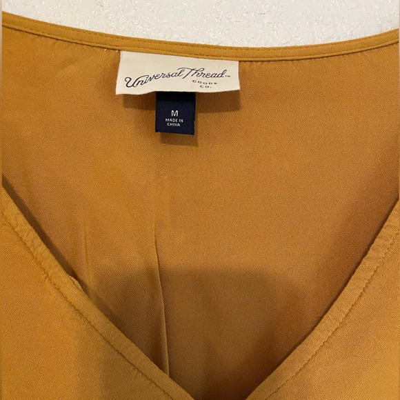 Universal Thread blouse - Picture 3 of 3